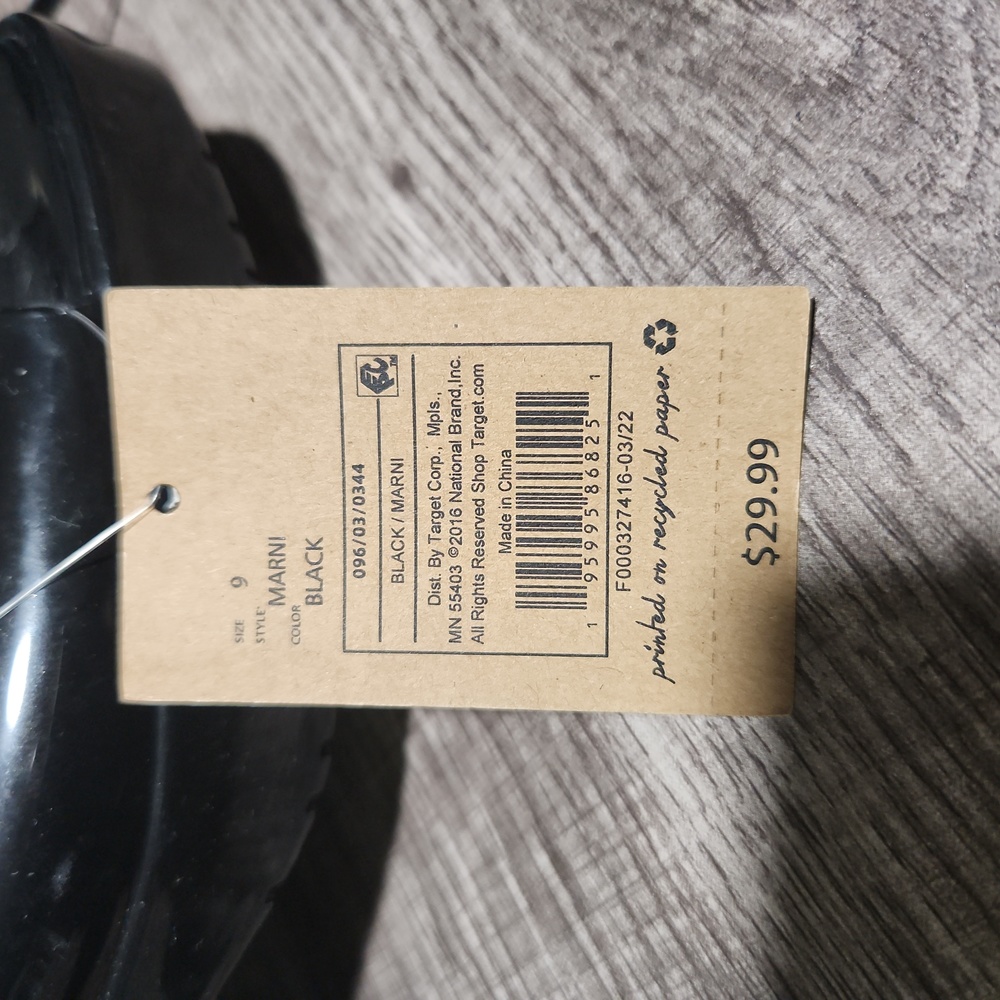 Shoes - Picture 4 of 4